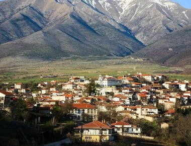 Απίστευτο: Το χωριό που εμφανίζεται μια φορά τον χρόνο!